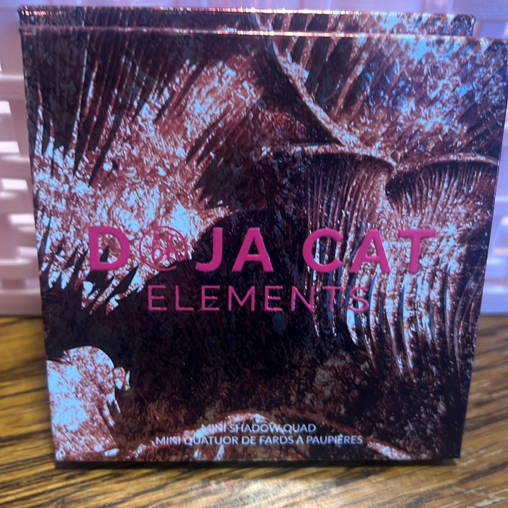 Doja Cat Elements Mini Shadow Quad
